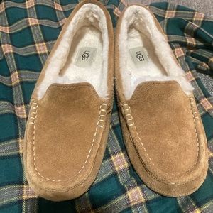 UGG moccasins size 9